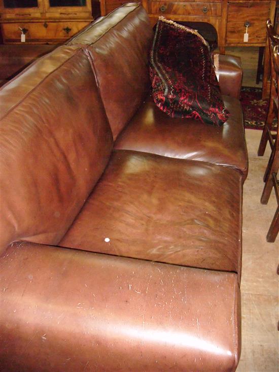 Large leather sofa(-)